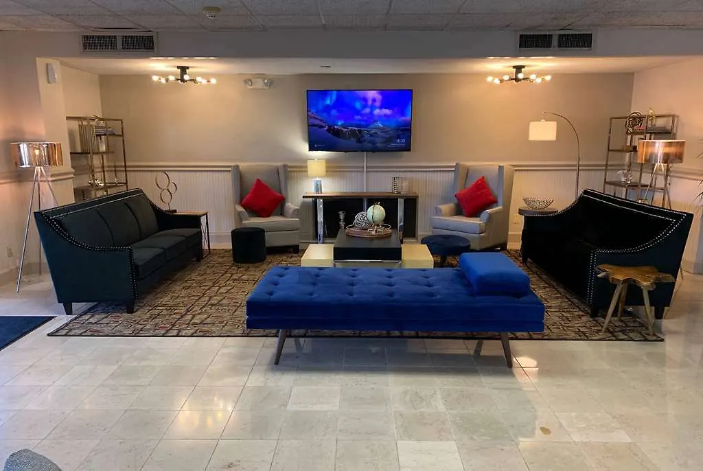 Ramada By Wyndham Sarasota Waterfront Hotel
