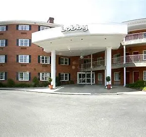Days By Wyndham Historic Area Hotel Williamsburg