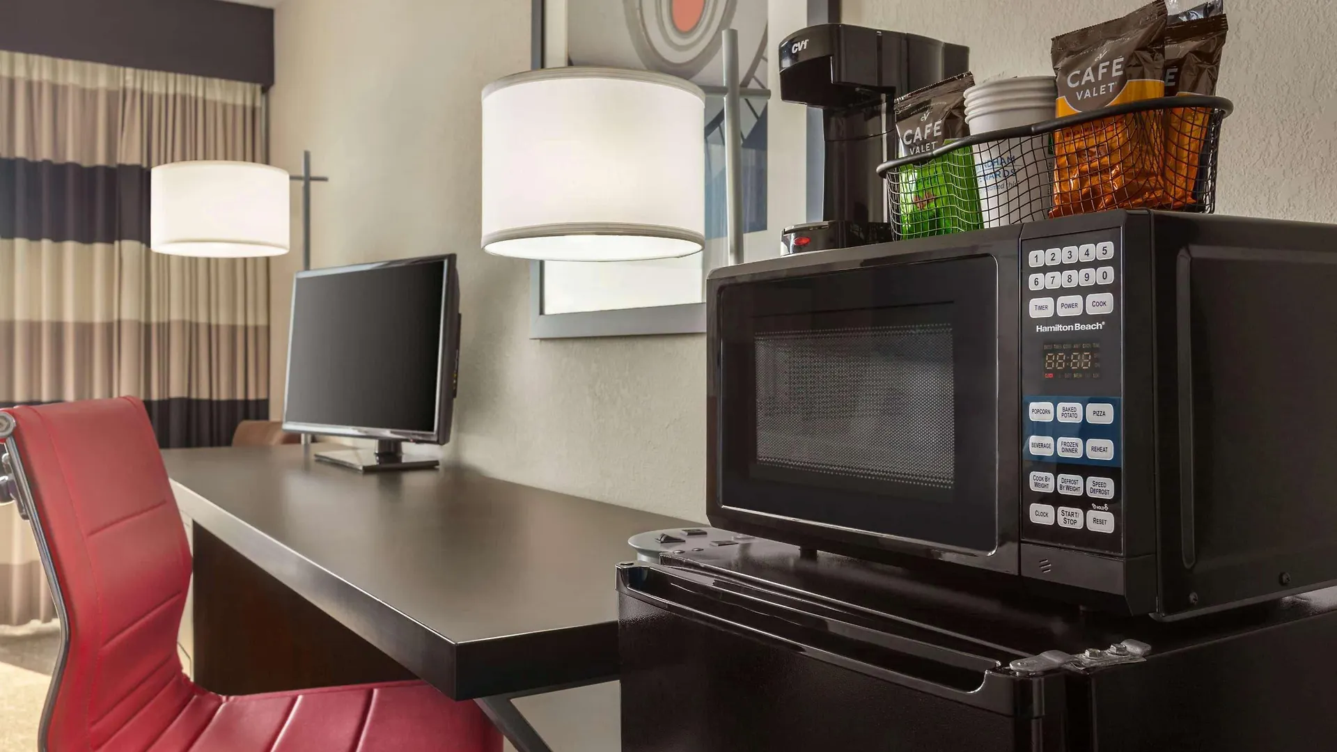 Ramada By Wyndham Sarasota Waterfront Otel