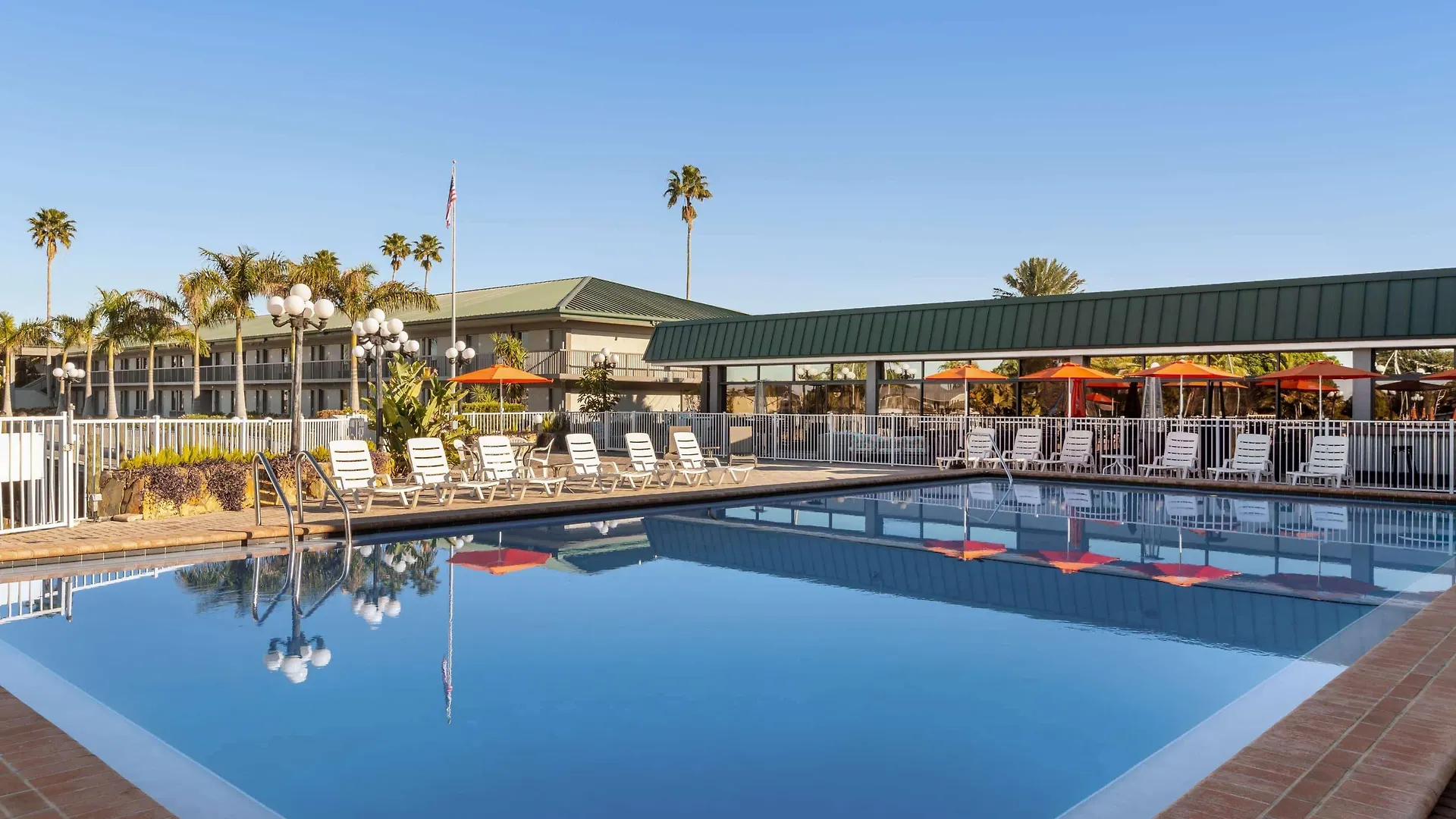 Ramada By Wyndham Sarasota Waterfront Hotel South Bradenton