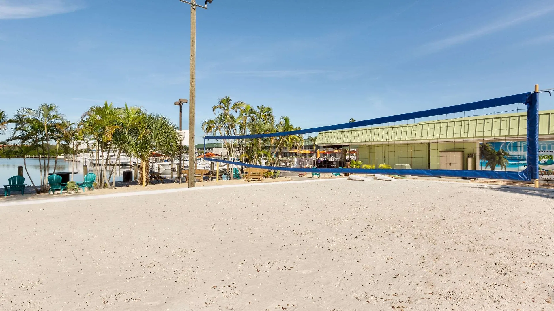 Ramada By Wyndham Sarasota Waterfront Otel