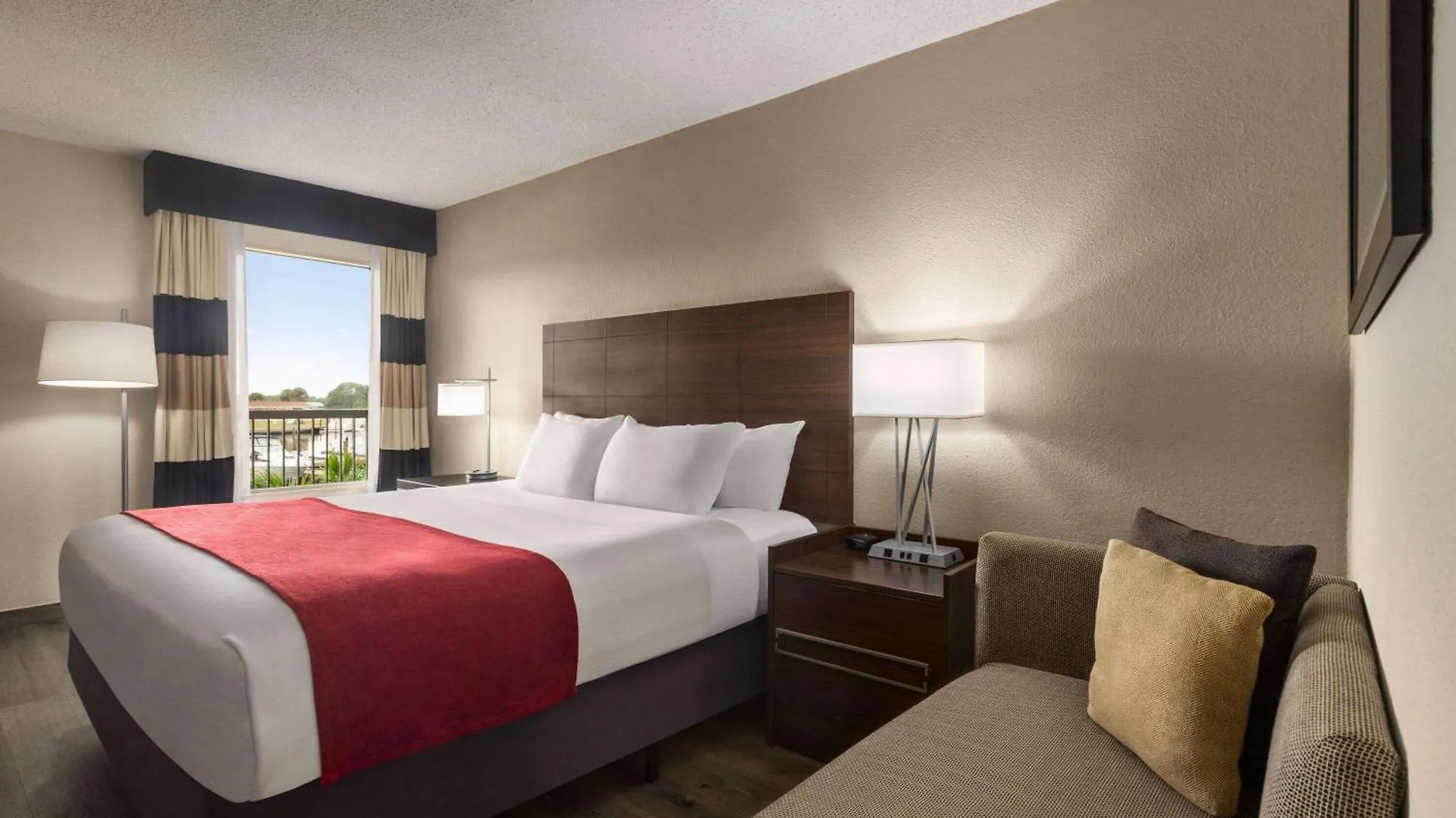Ramada By Wyndham Sarasota Waterfront Hotel South Bradenton