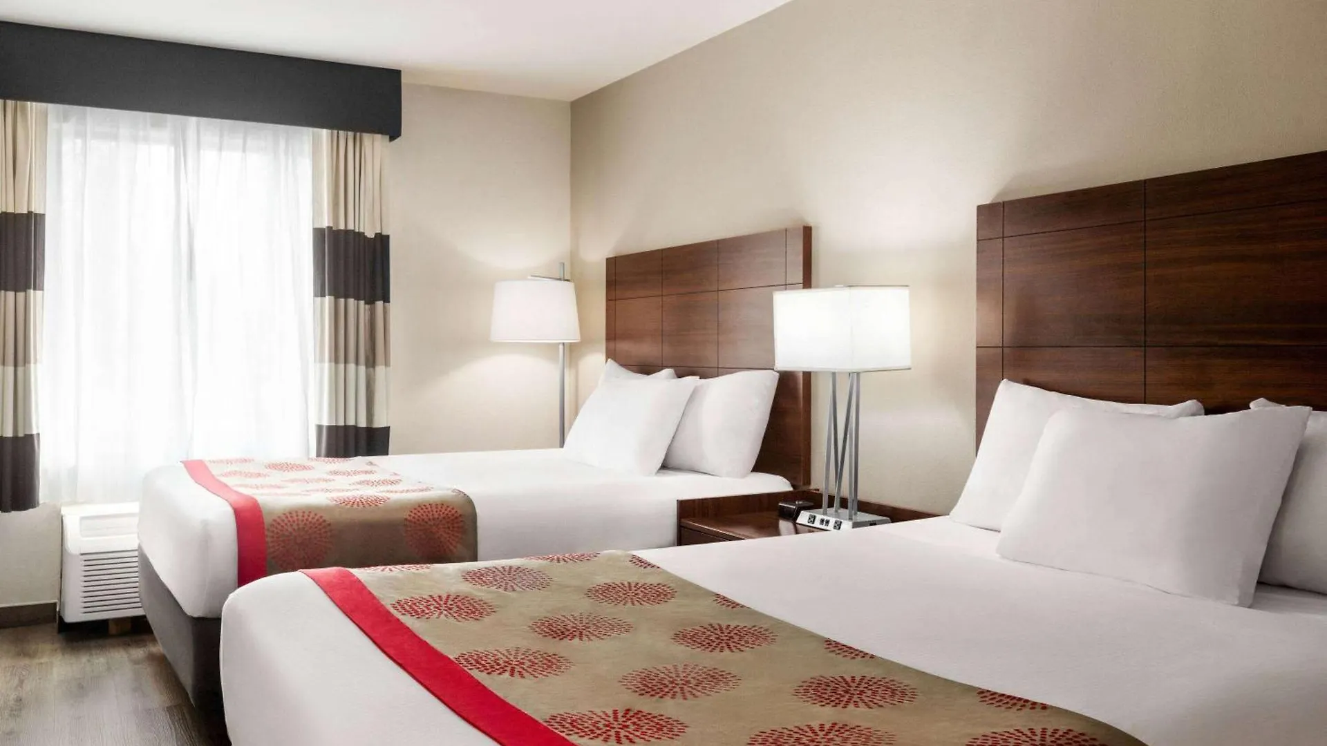 Ramada By Wyndham Sarasota Waterfront Hotel South Bradenton 2*,
