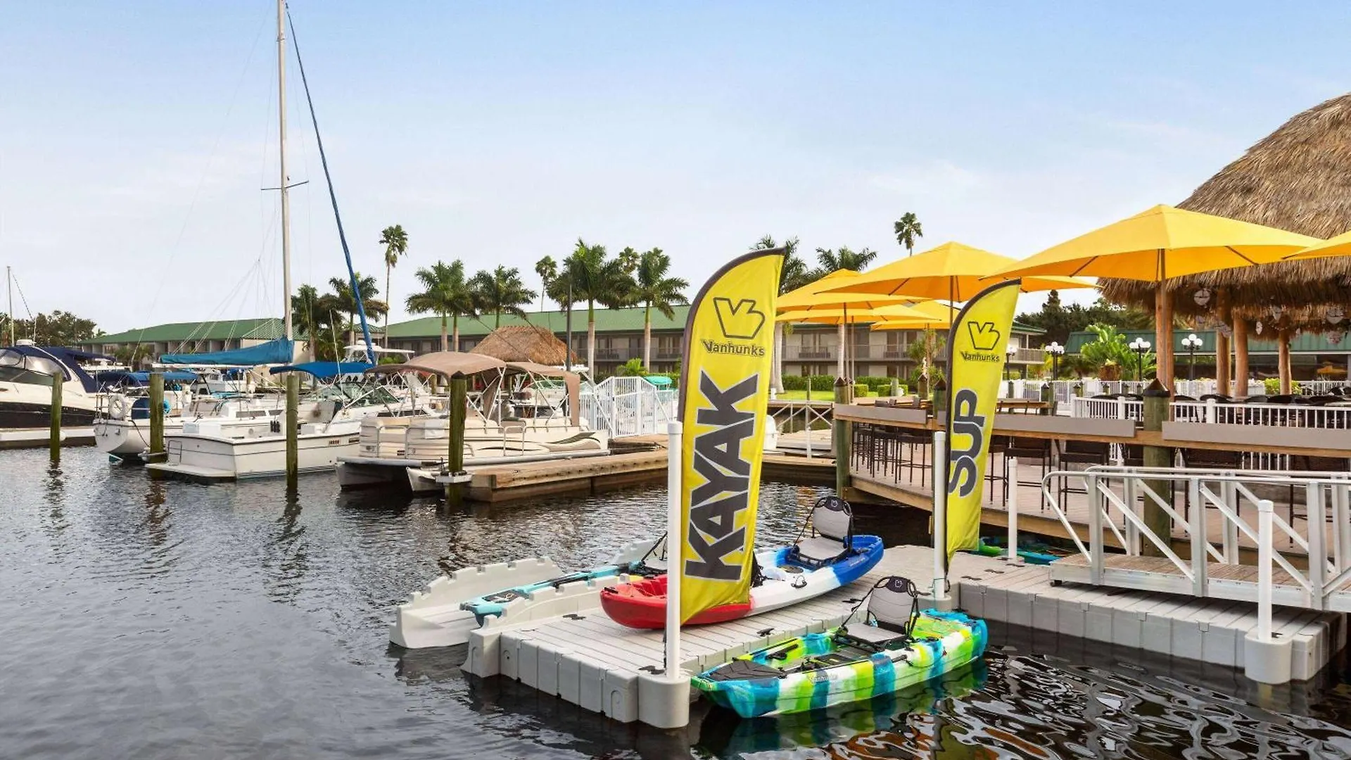 Ramada By Wyndham Sarasota Waterfront Otel 2*,