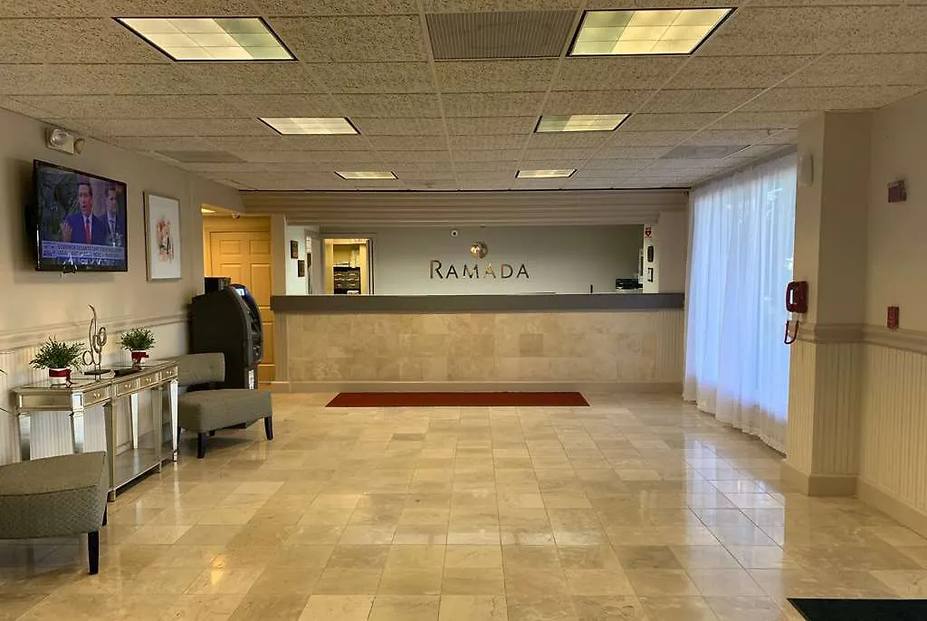 **  Ramada By Wyndham Sarasota Waterfront Otel ABD